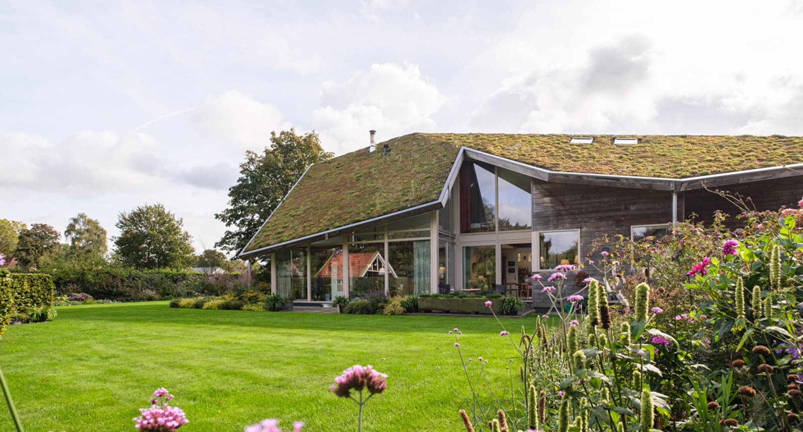 Duurzaam woonhuis met groen dak